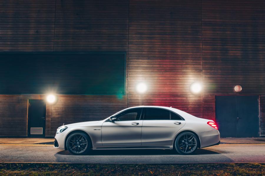  Mercedes-AMG S63 4Matic+ Lang (V222) 2017 года  (UK) (фото 3 из 40)